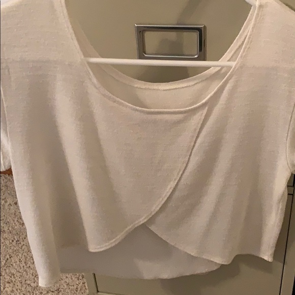 Hollister Crop Top - Picture 5 of 5